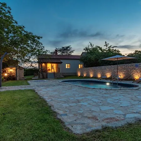 Casa Laurales Βίλα