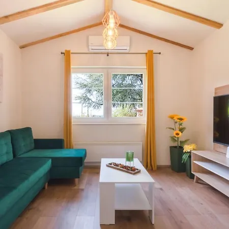 Βίλα Casa Laurales Veli Turini